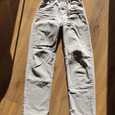 Jeans casual grigi in beige