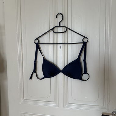 Haut de bikini bleu marine