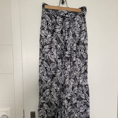 Hose ungetragen Grösse 36/S