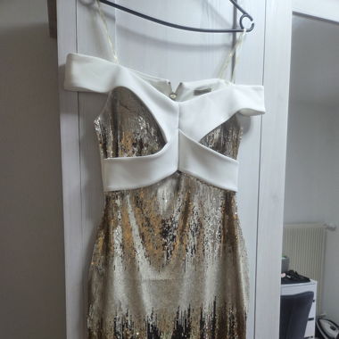 Kleid
