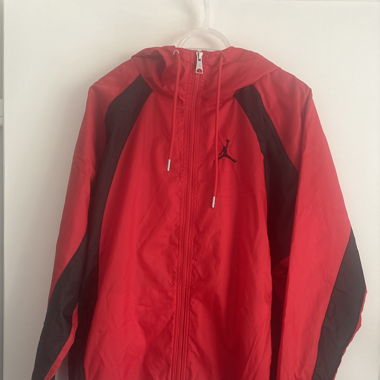 Rote Jordan Jacke