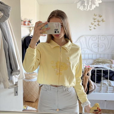 Vintage zip sweater