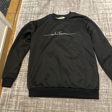Pull en noir 