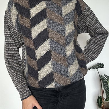 Knit sweater