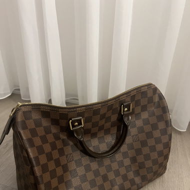 Louis Vuitton Speedy 35
