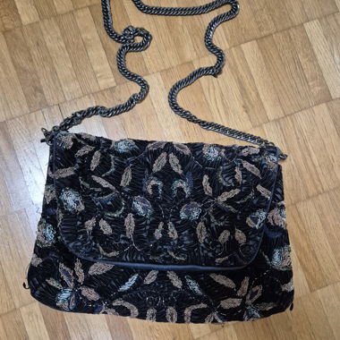 Borsa a tracolla ZARA con ricamo di perle