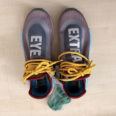 Sneaker Adidas NMD Hu Pharrell Extra Eye grigie