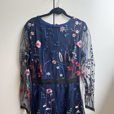 Kleid mit Spitze