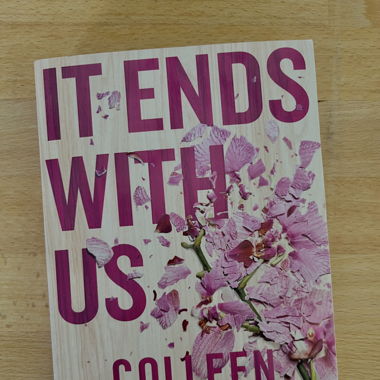 book It ends with us, colleen hoover