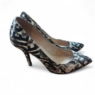 Escarpins Diesel à talon aiguille noir avec imprimé noir/blanc