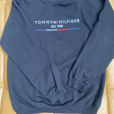 Tommy Hilfiger sweater