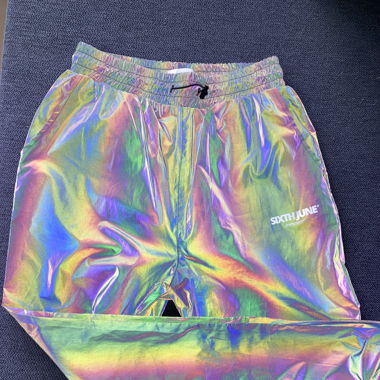 Colour changing sweatpants