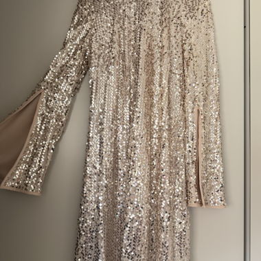 Robe à paillettes beige