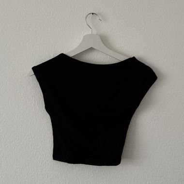 crop top with open back