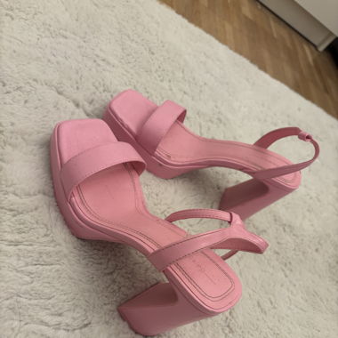 Pinke High Heels