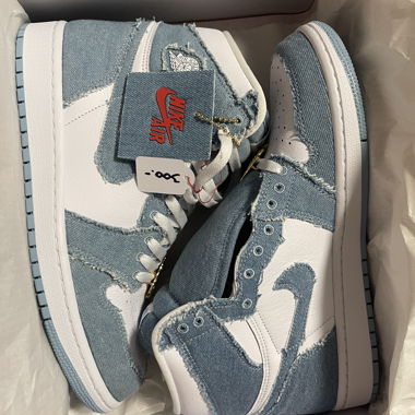 Air Jordan 1