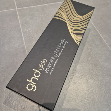 Spazzola liscia riscaldata ghd glide