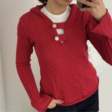 Roter Strickpullover