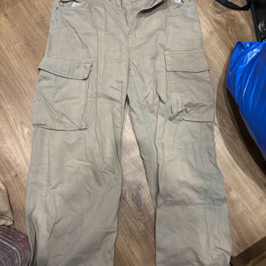 Jeans cargo à jambes larges