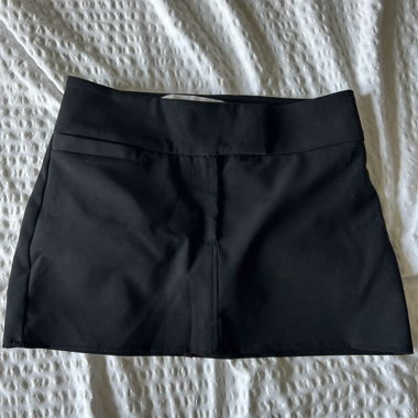 Jupe noire Bershka avec pantalon