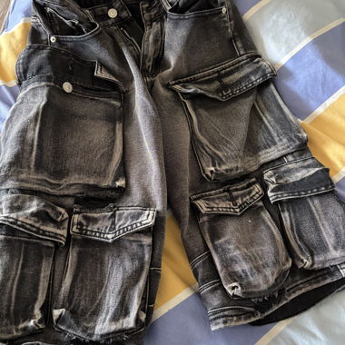 Short cargo en jean gris