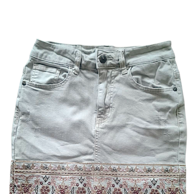 Desigual Embroidered Denim Skirt – Size 24