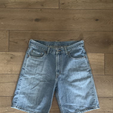 Baggy Levi’s Jorts