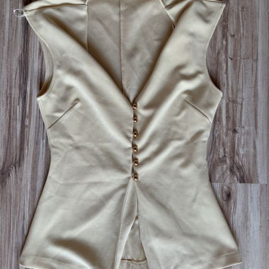 Gilet giallo elegante