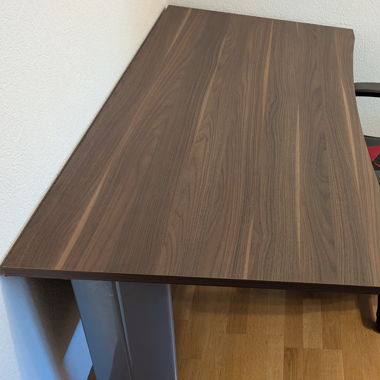 Schreibtisch 