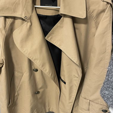 massimo dutti trenchcoat
