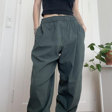 Baggy forest green trackpants