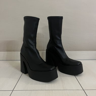 Bershka Plateau Stiefel 
