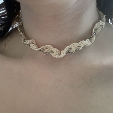 Collier dentelles 