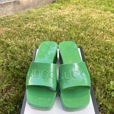 Gucci Shamarock Rubber Sandals