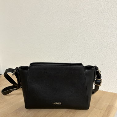 Schwarze Handtasche 