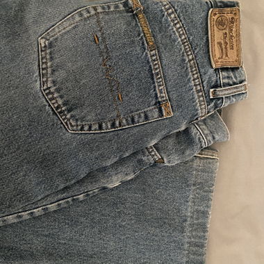 Winchester Jeans, Cap und Kodak Hoodie