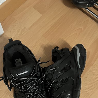 Balenciaga Tracks