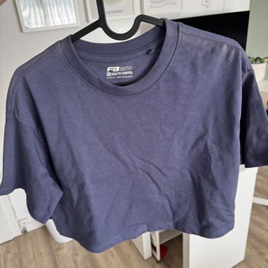 FB Sister Cropped T-Shirt XS