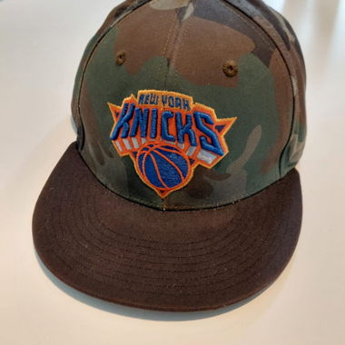 adidas New York Knicks Cap im Camouflage