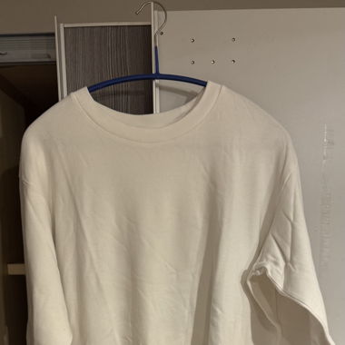 Uniqlo long sleeves white shirt