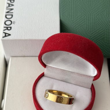 Goldener Ring