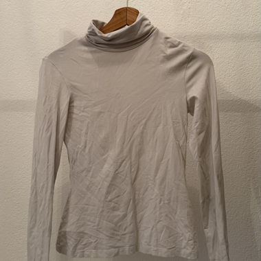 Maglia a collo alto a manica lunga