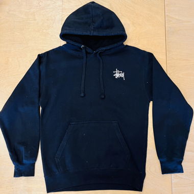 BLACK STÜSSY HOODIE WITH BACKPRINT