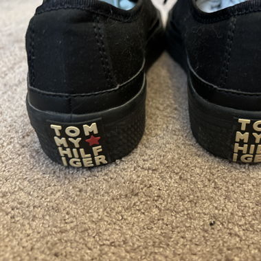 Tommy Hilfiger