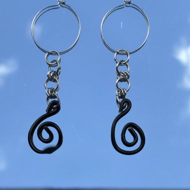Boucles d’oreilles spirales noir 
