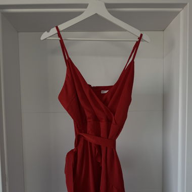 Elegantes rotes Sommerkleid, Grösse L