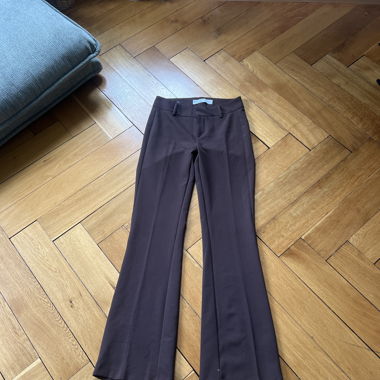 Pantaloni eleganti marroni