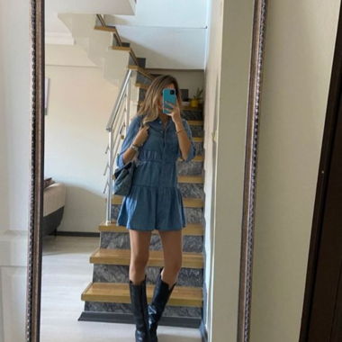 Blaues Jeanshemdkleid
