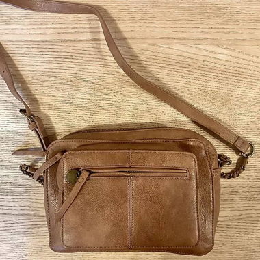 Brown leather shoulder bag with strap