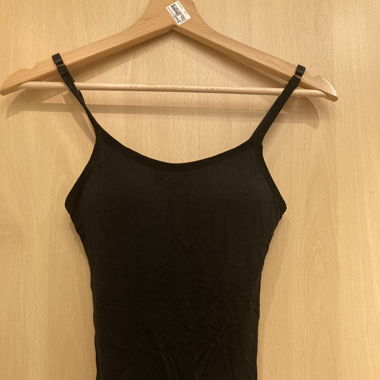 Gepolsterte Tops